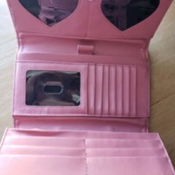 HTF Pink Glitter Lux De Ville V8 wallet EUC - Picture 1 of 11